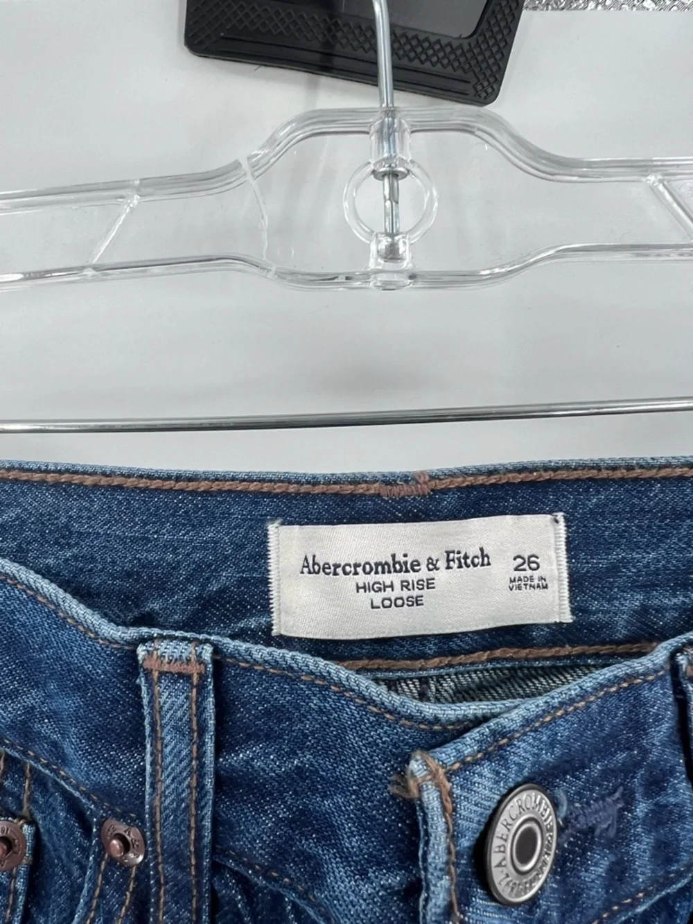 Abercrombie & Fitch high-rise loose jeans, size 26 - Picture 4 of 10